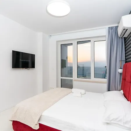 Arena Mall Galleria View And Securities Parking1 Μπουργκάς