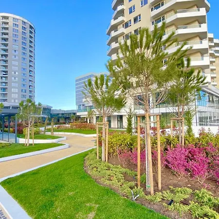 Arena Mall Galleria View And Securities Parking1 * Burgas