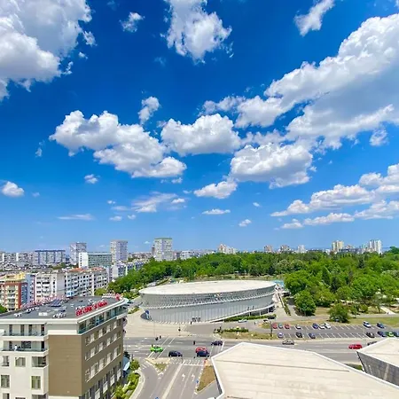 Arena Mall Galleria View And Securities Parking1 アパート