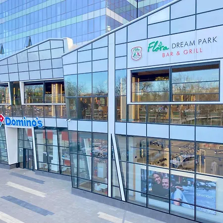 Arena Mall Galleria View And Securities Parking1 Lejlighed Burgas City